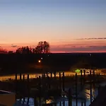 Hafen Zwei 아파트 *