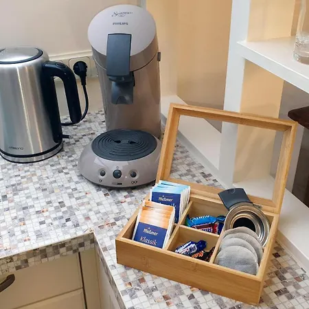 Hafen Zwei Apartman *
