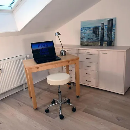 Hafen Zwei Apartment *