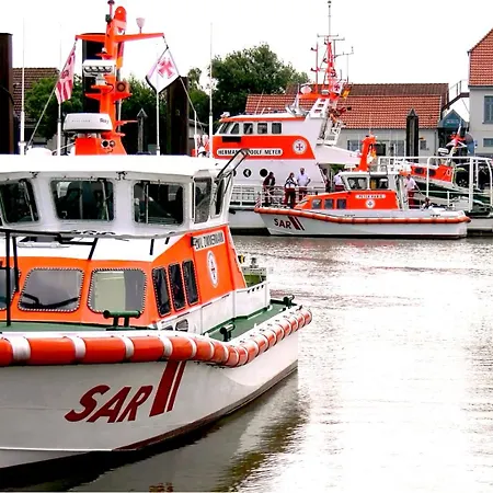 Hafen Zwei * Fedderwardersiel